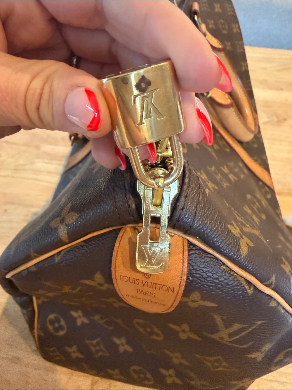 Louis Vuitton keepall 45. made in france FL0060.